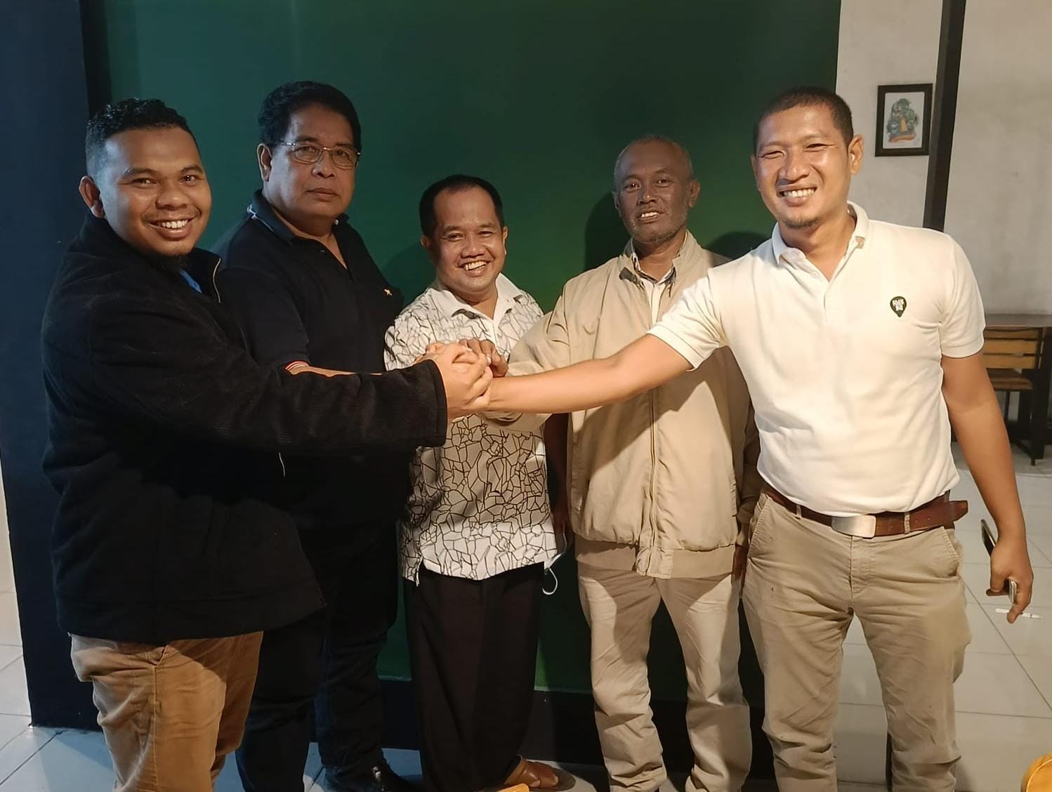 Sejumlah tokoh politik di Luak Limopuluah (Kota Payakumbuh dan Kabupaten Limapuluh Kota)  berkumpul dan berdiskusi terkait peran lembaga  DPRD dimasa yang akan datang